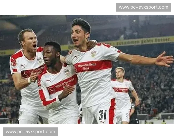 斯图加特1-0弗赖堡,德米罗维奇制胜球稳固欧冠席位 斯图加特1-0弗赖堡,德米罗维奇制胜球稳固欧冠席位